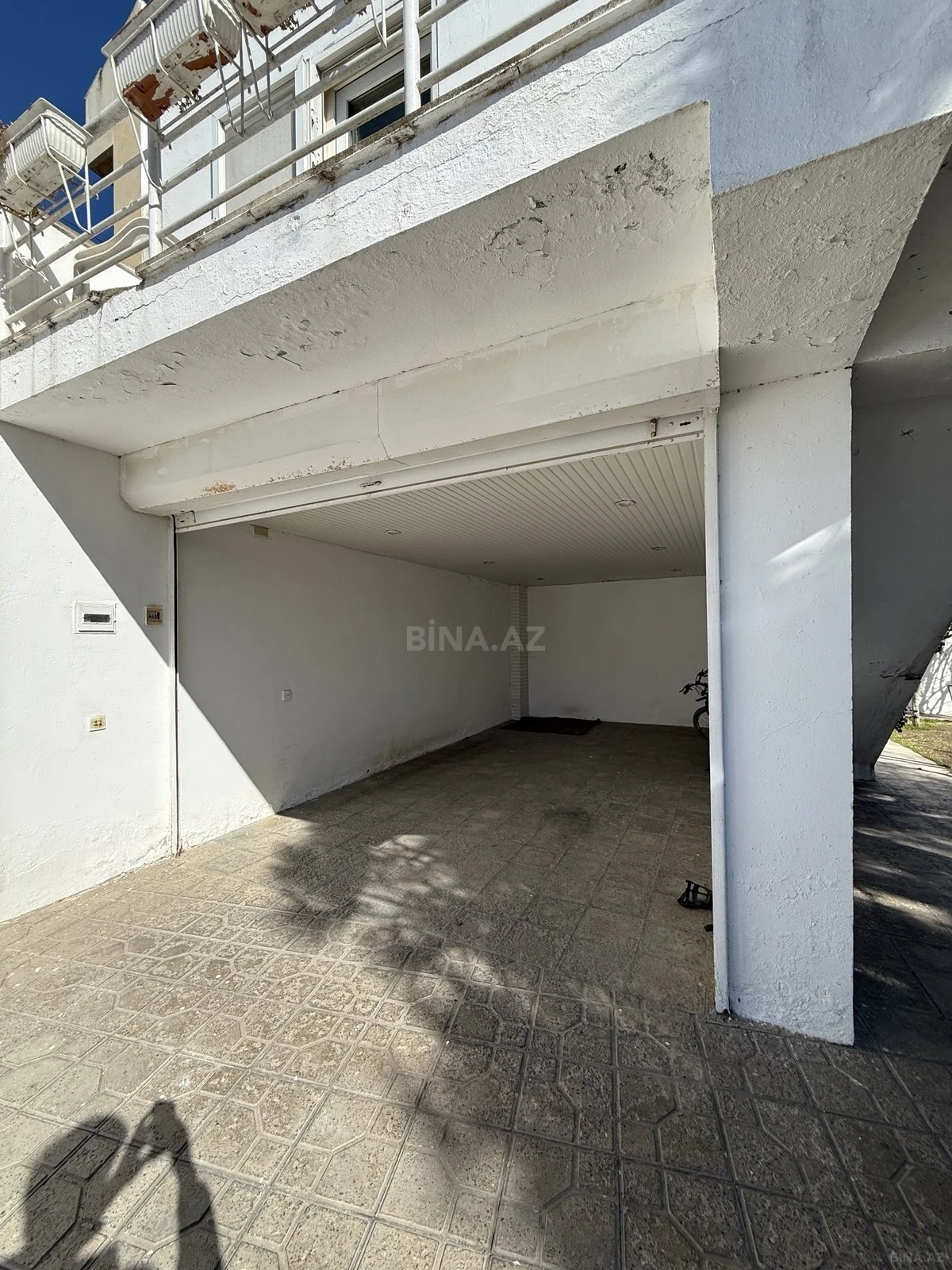 Satılır 5 otaqlı həyət evi 363 m²