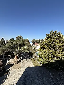 Satılır 5 otaqlı həyət evi 363 m²