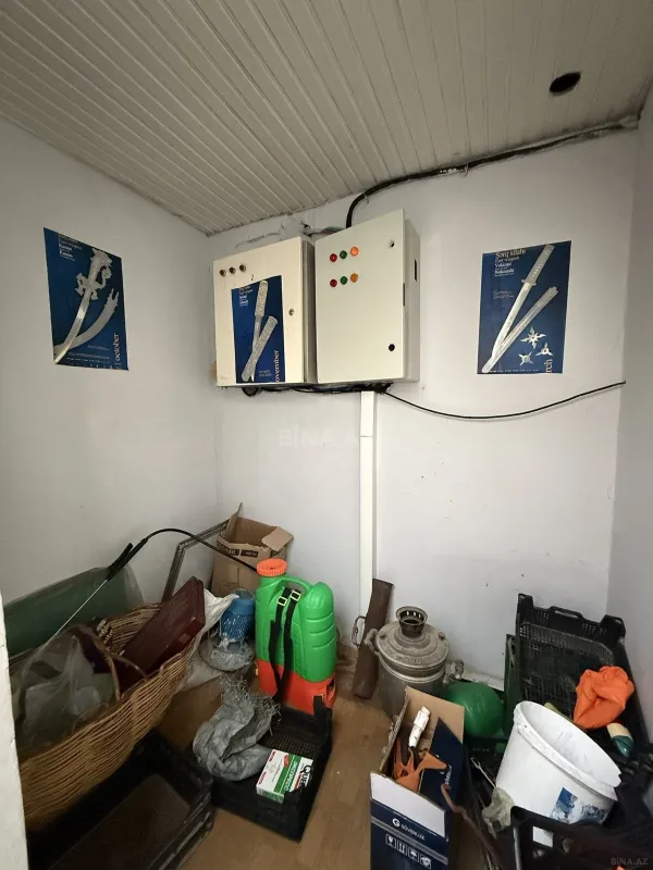 Satılır 5 otaqlı həyət evi 363 m²