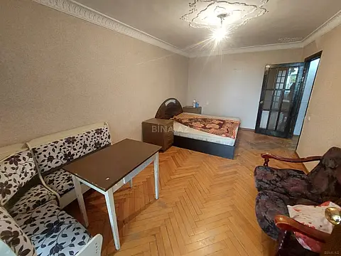 Kirayə verilir 2 otaqlı mənzil 35 m²