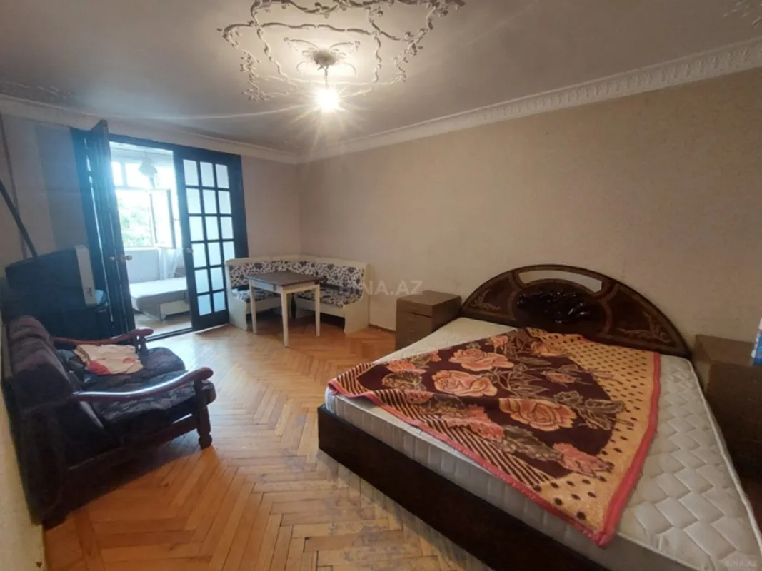Kirayə verilir 2 otaqlı mənzil 35 m²