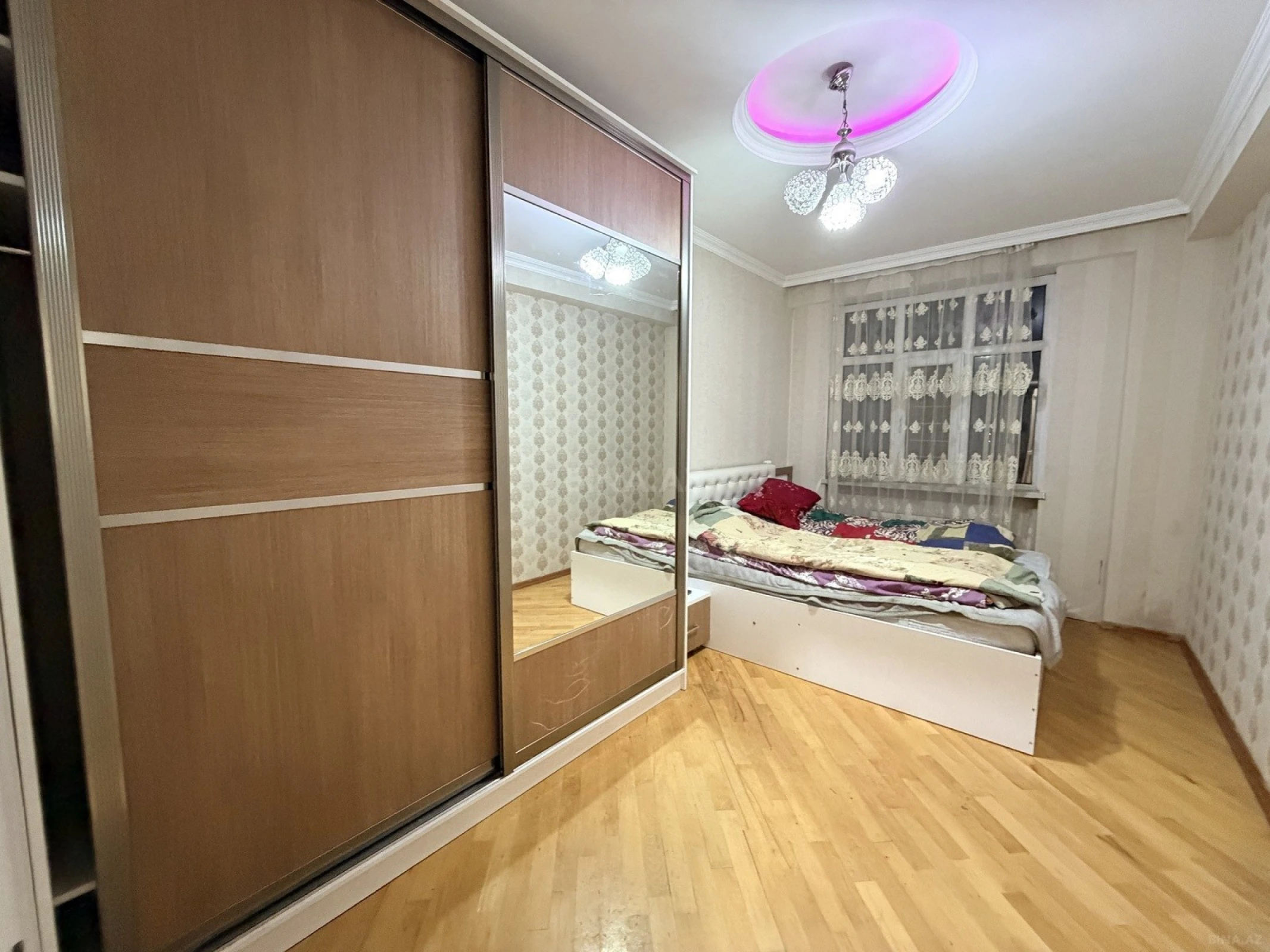 Satılır 3 otaqlı mənzil 84 m²