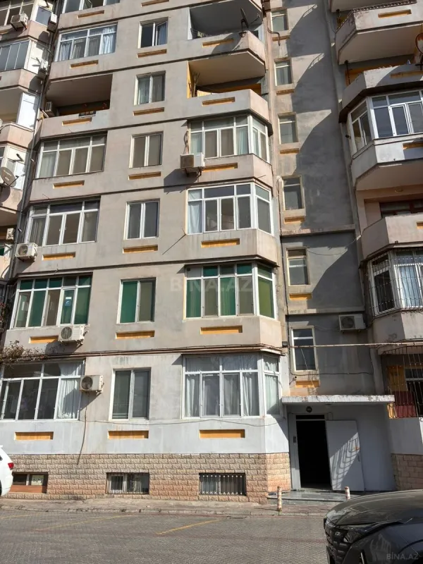 Kirayə verilir 2 otaqlı mənzil 65 m²