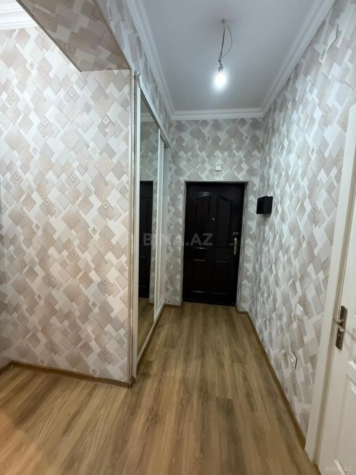 Kirayə verilir 2 otaqlı mənzil 55 m²