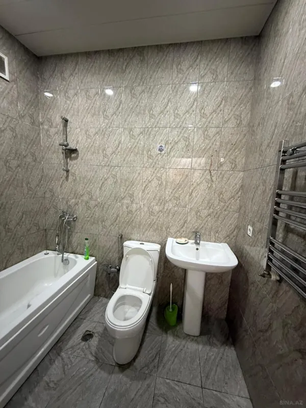 Kirayə verilir 2 otaqlı mənzil 55 m²