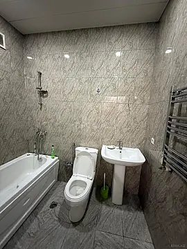 Kirayə verilir 2 otaqlı mənzil 55 m²