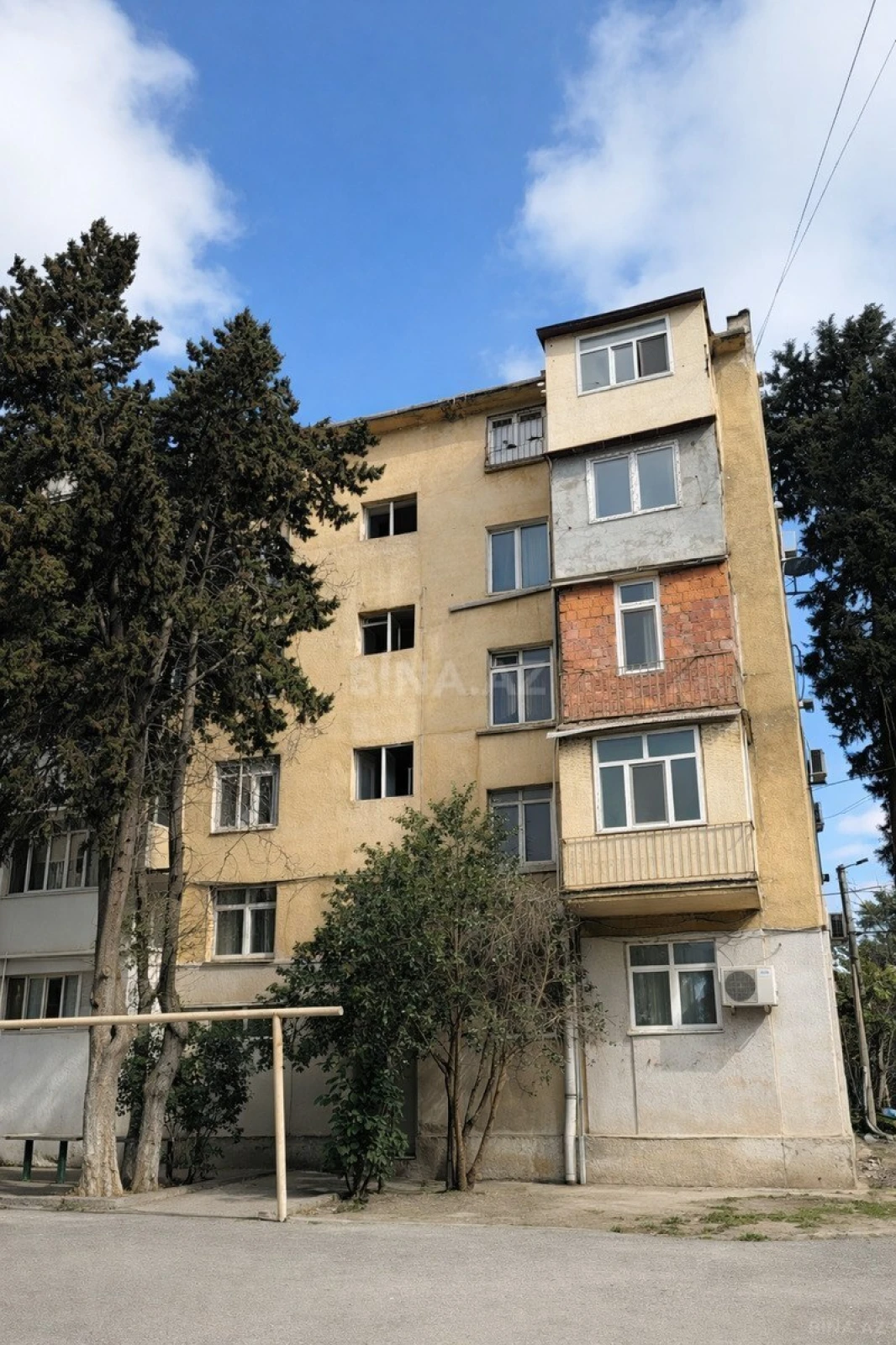 Satılır 2 otaqlı mənzil 55 m²