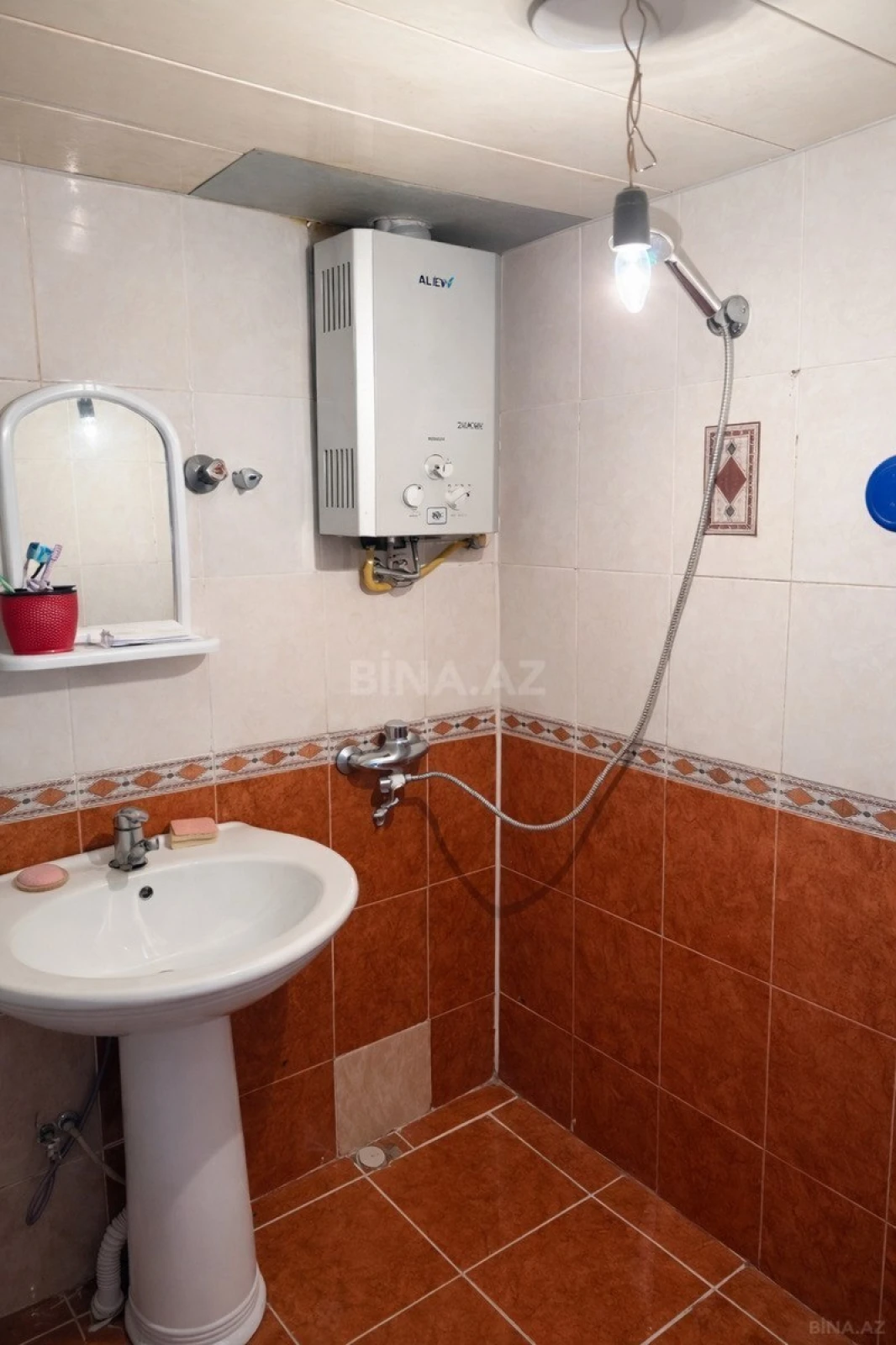 Satılır 2 otaqlı mənzil 55 m²