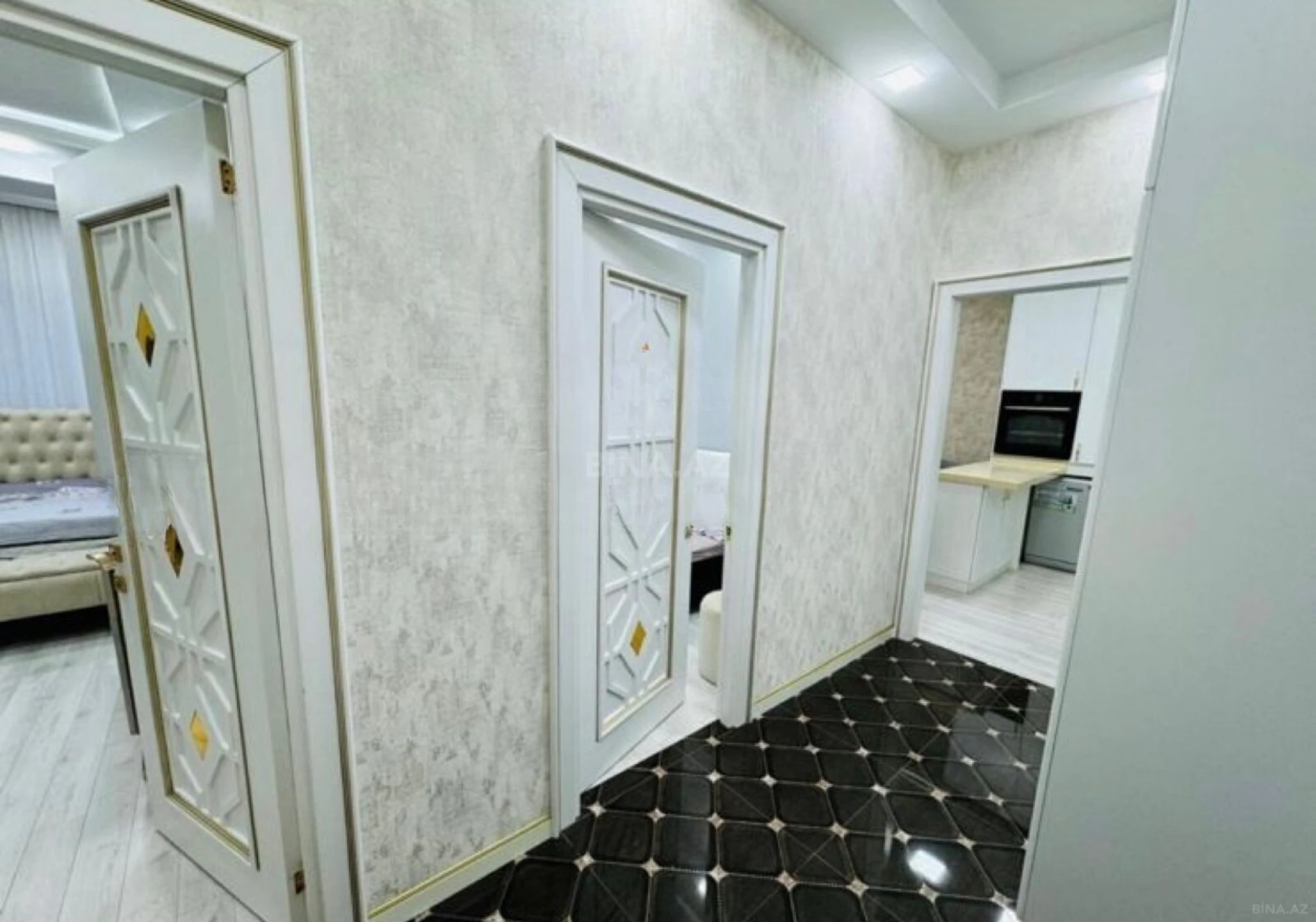 Kirayə verilir 3 otaqlı mənzil 95 m²