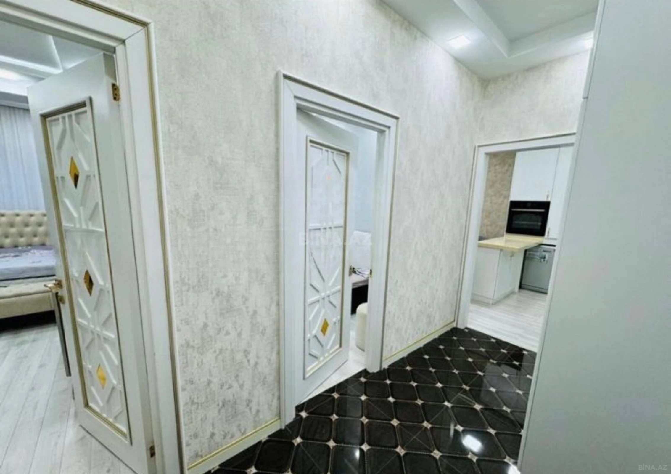 Kirayə verilir 3 otaqlı mənzil 95 m²