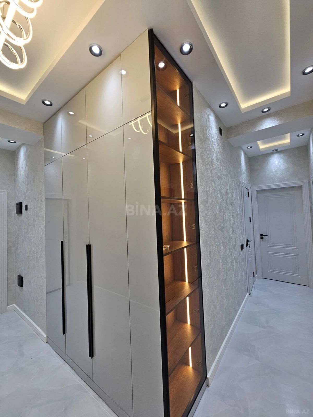 Satılır 3 otaqlı mənzil 79 m²