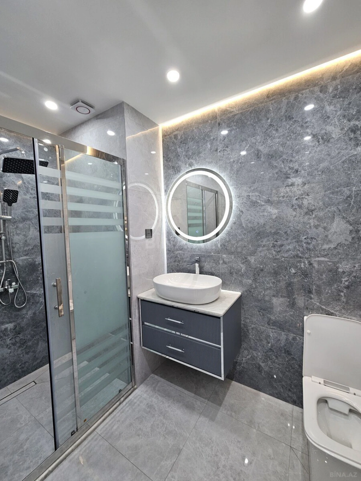 Satılır 3 otaqlı mənzil 79 m²