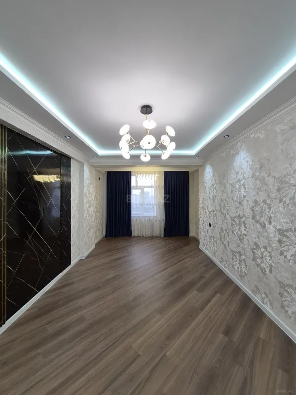 Satılır 3 otaqlı mənzil 105 m²