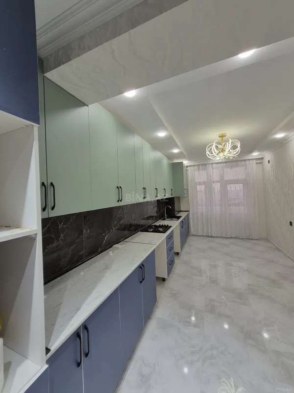 Satılır 3 otaqlı mənzil 105 m²