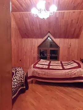 Satılır 8 otaqlı həyət evi 500 m²