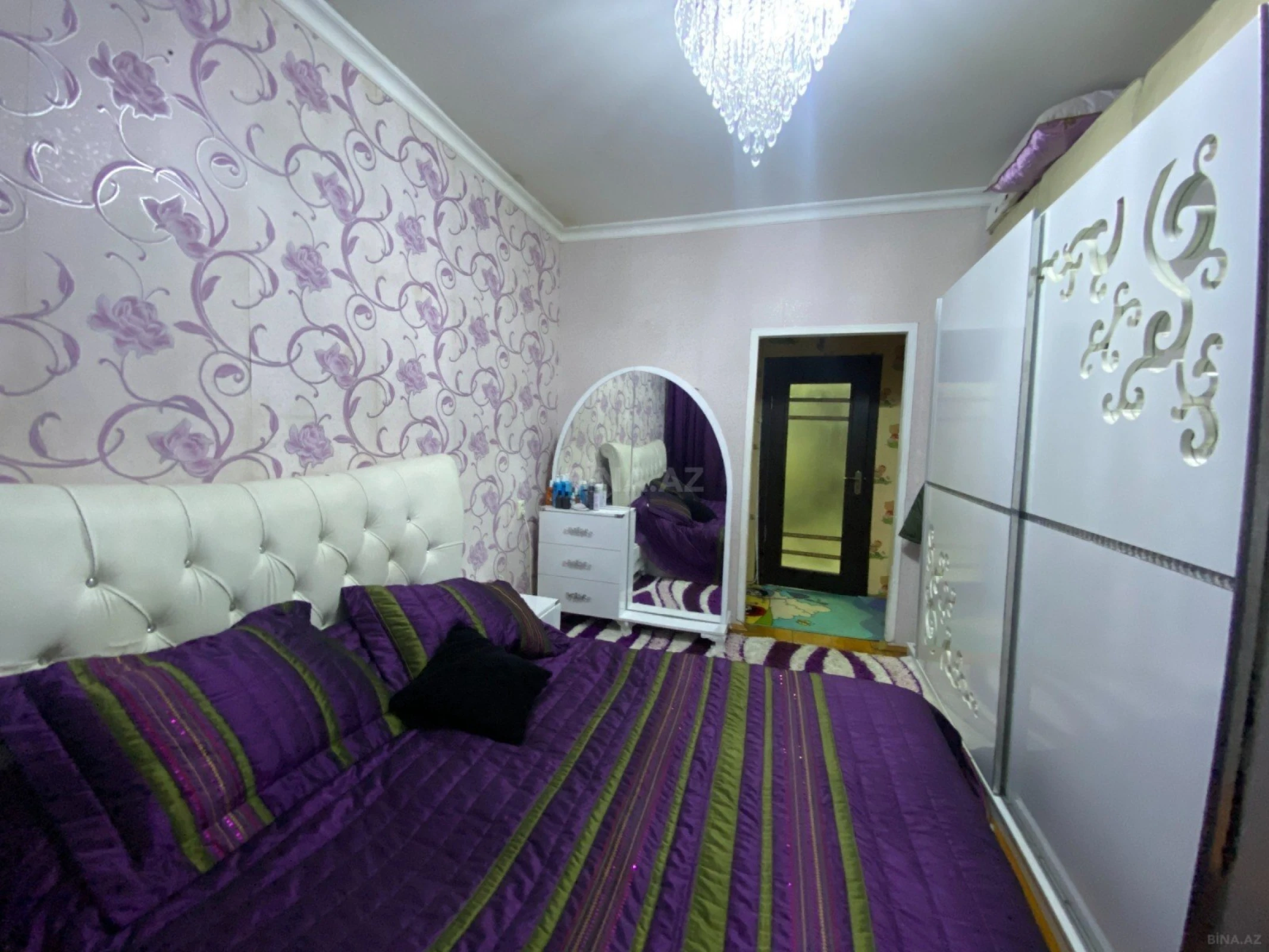 Satılır 2 otaqlı mənzil 70 m²