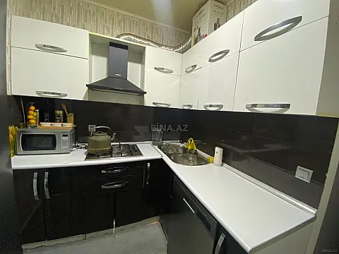 Satılır 2 otaqlı mənzil 70 m²