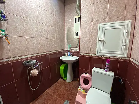 Satılır 2 otaqlı mənzil 70 m²