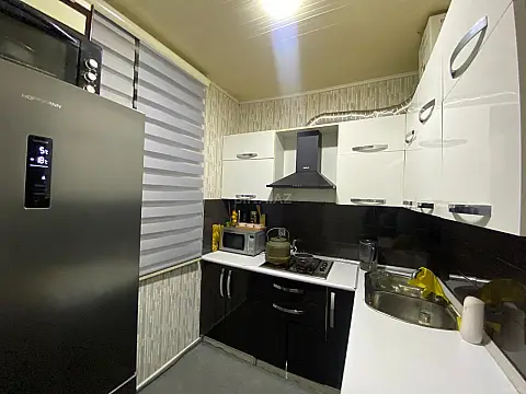 Satılır 2 otaqlı mənzil 70 m²