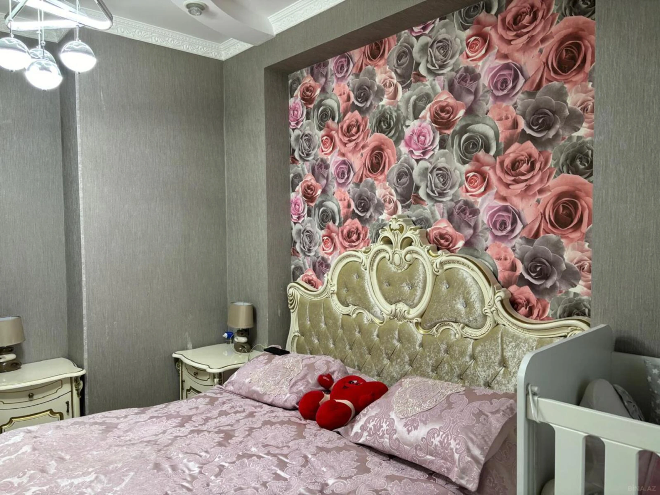 Satılır 2 otaqlı mənzil 70 m²