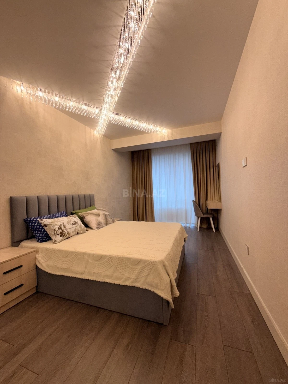 Satılır 2 otaqlı mənzil 64 m²