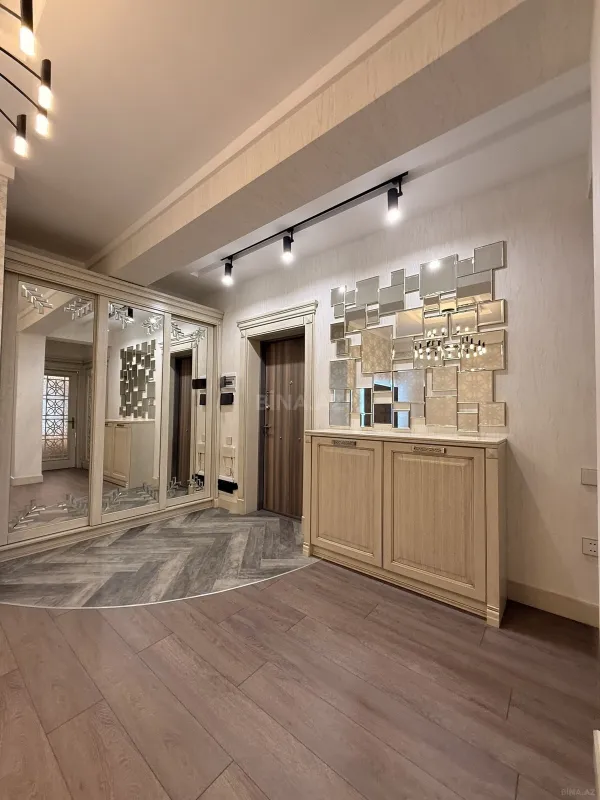 Satılır 2 otaqlı mənzil 64 m²