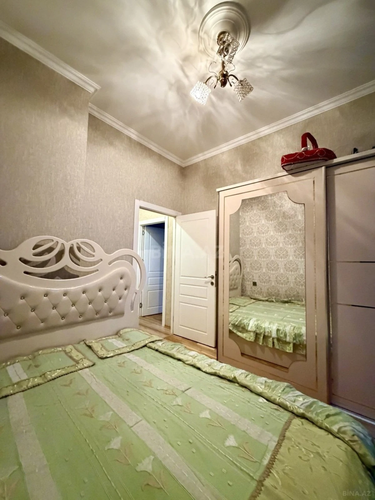 Kirayə verilir 2 otaqlı mənzil 45 m²