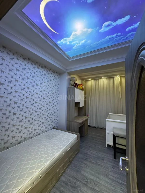 Kirayə verilir 3 otaqlı mənzil 130 m²