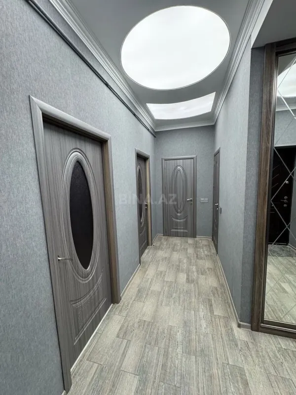 Kirayə verilir 3 otaqlı mənzil 130 m²