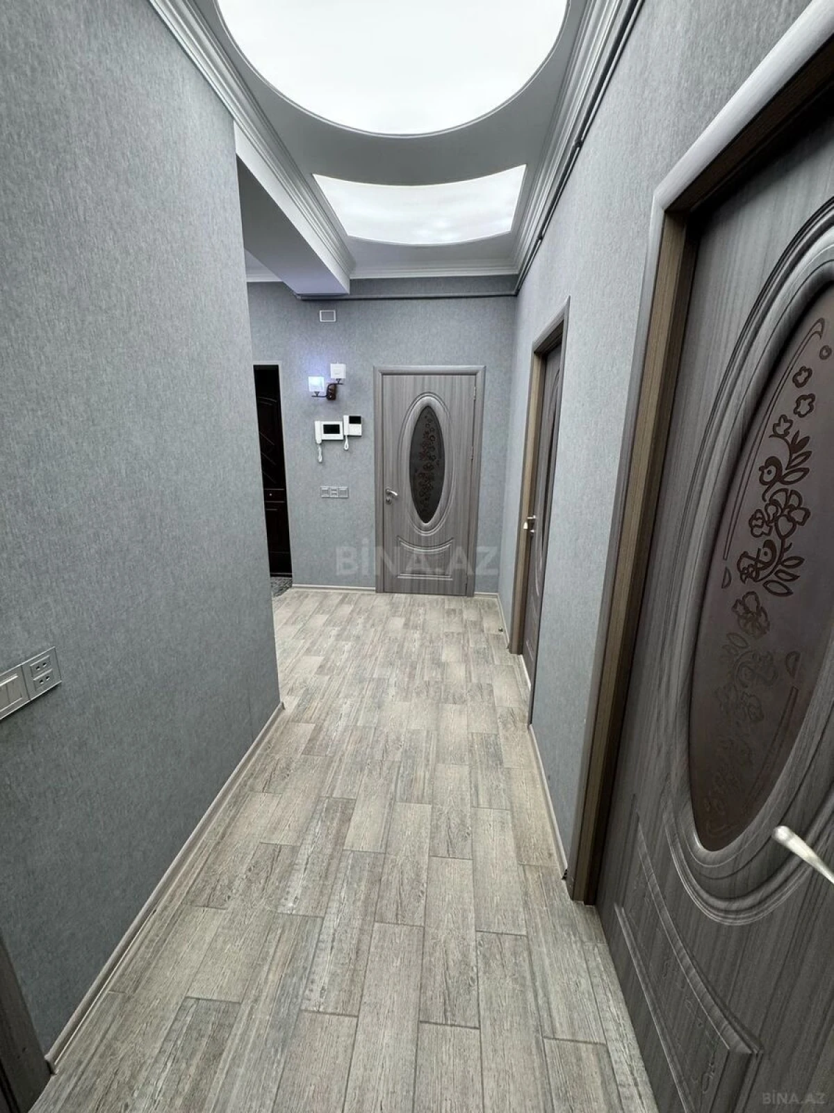 Kirayə verilir 3 otaqlı mənzil 130 m²