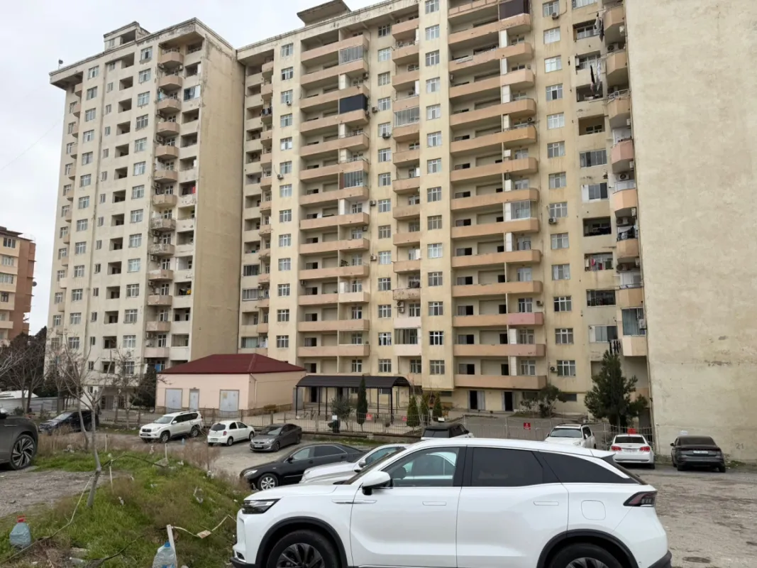 Satılır 3 otaqlı mənzil 90 m²