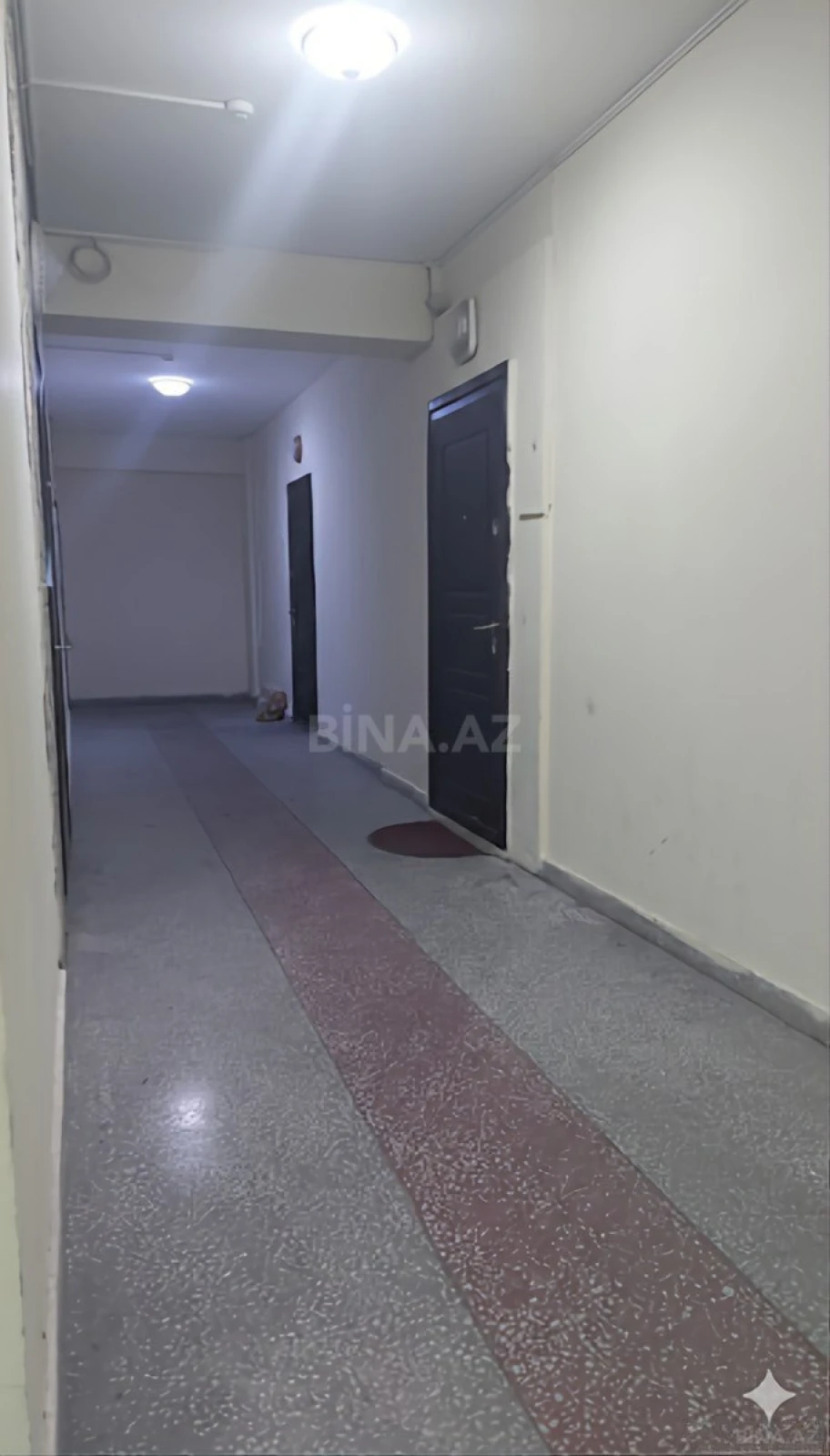 Satılır 2 otaqlı mənzil 74 m²