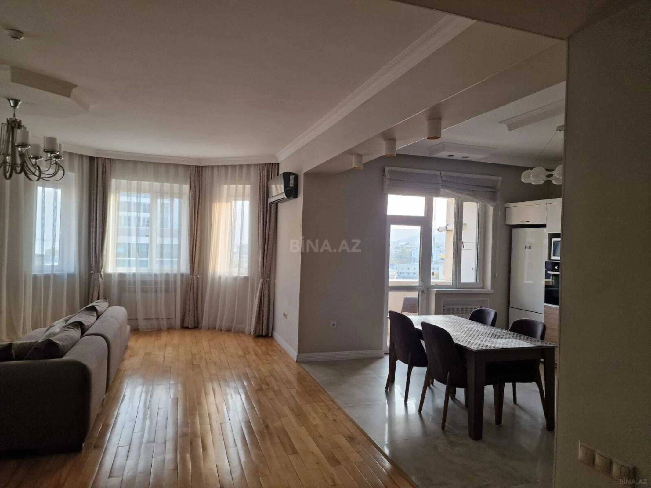 Kirayə verilir 3 otaqlı mənzil 100 m²
