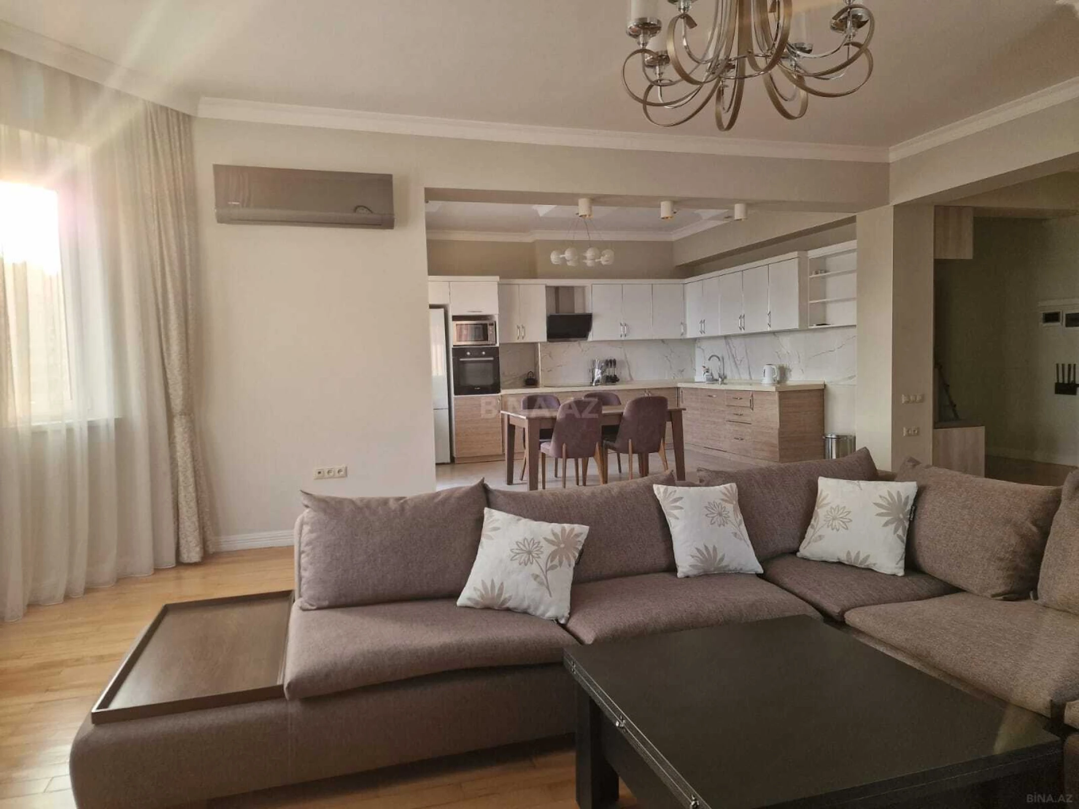 Kirayə verilir 3 otaqlı mənzil 100 m²
