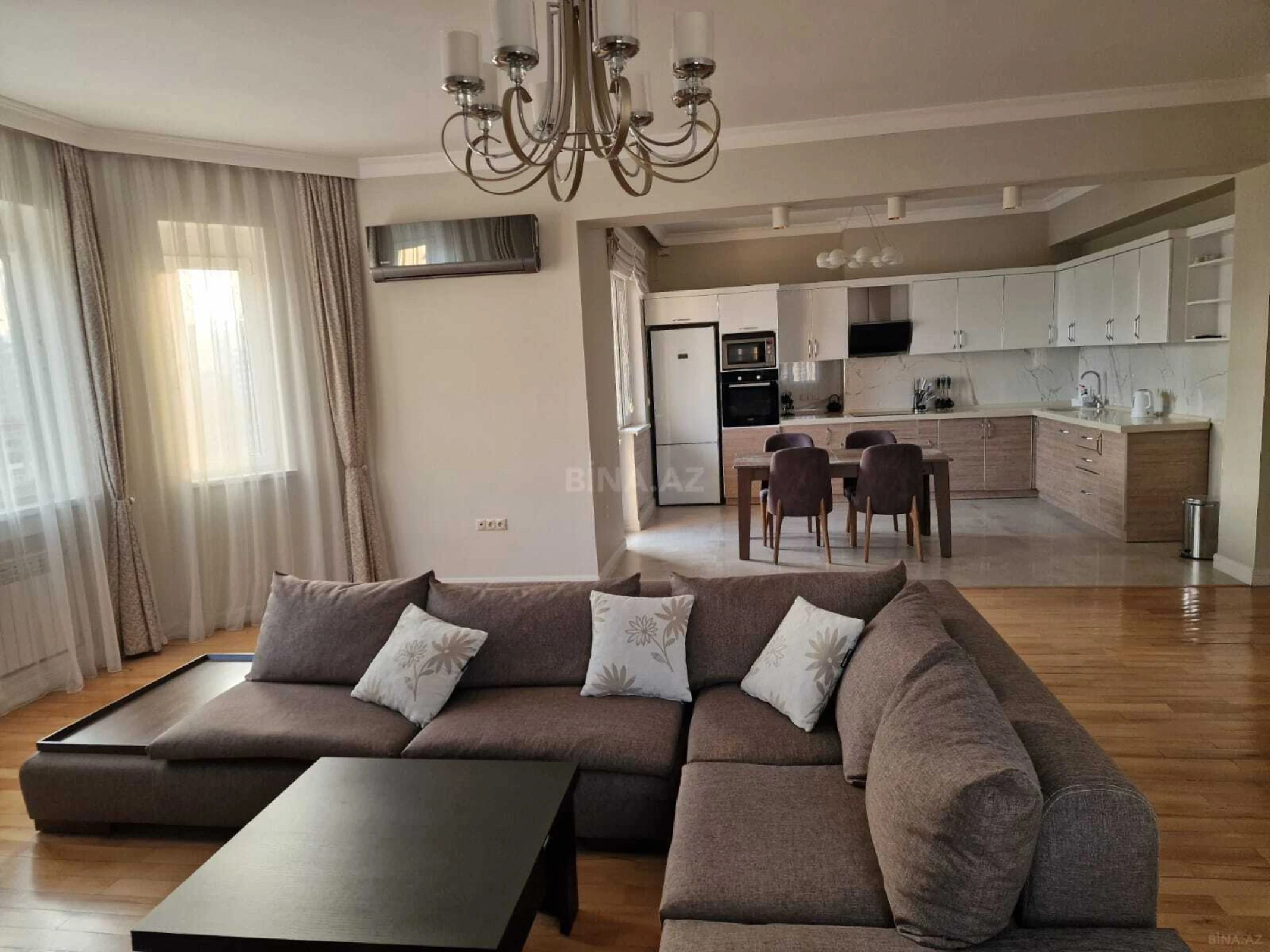 Kirayə verilir 3 otaqlı mənzil 100 m²
