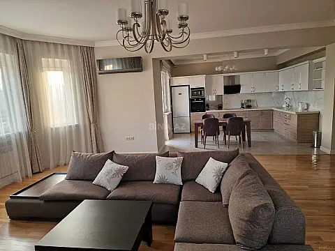 Kirayə verilir 3 otaqlı mənzil 100 m²