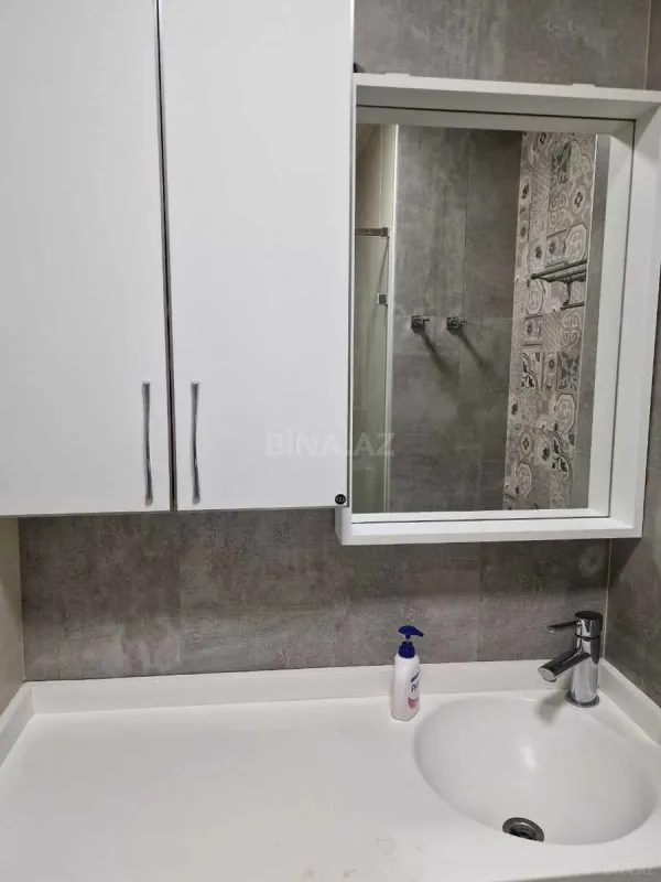 Kirayə verilir 3 otaqlı mənzil 100 m²