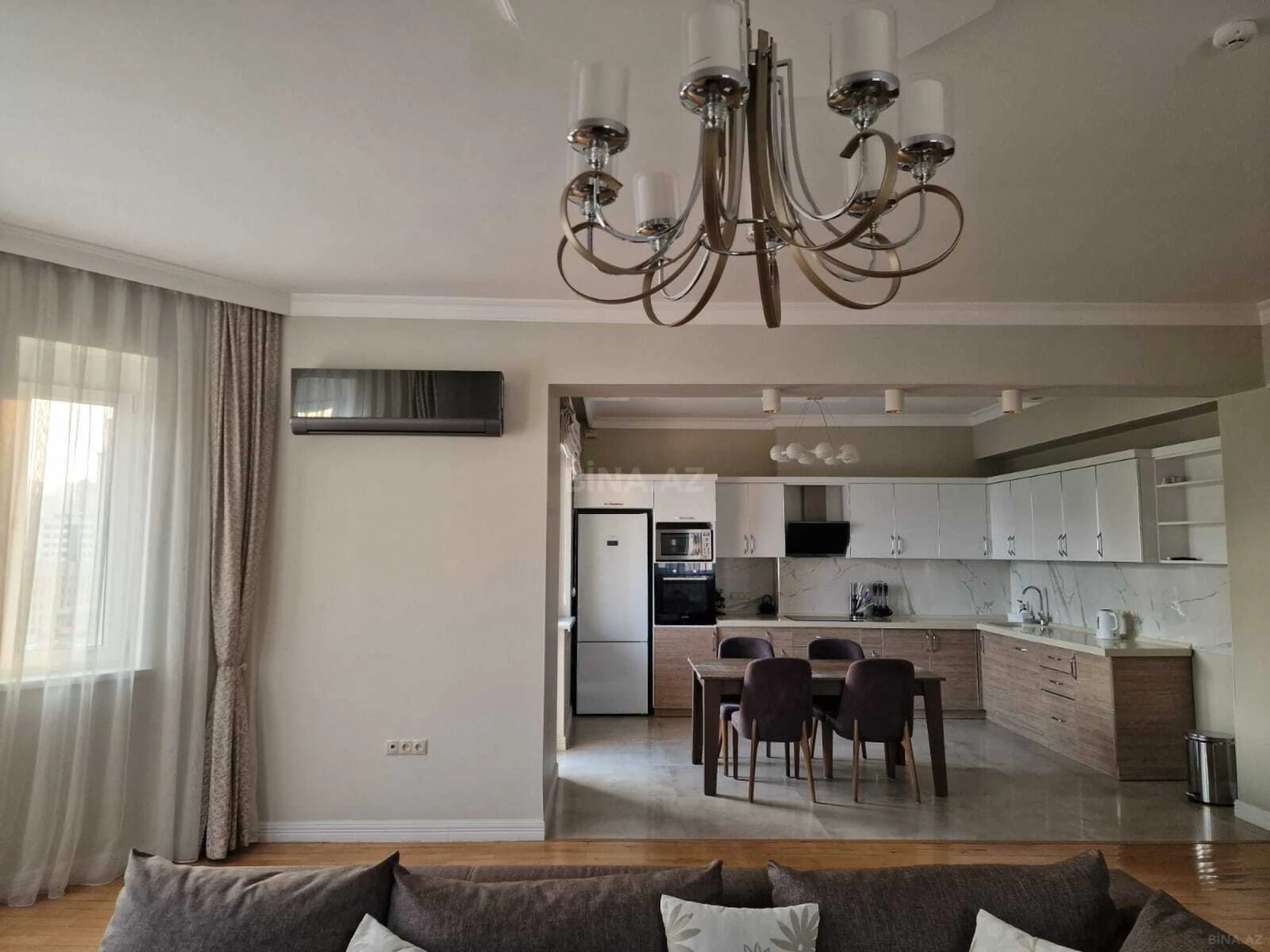 Kirayə verilir 3 otaqlı mənzil 100 m²