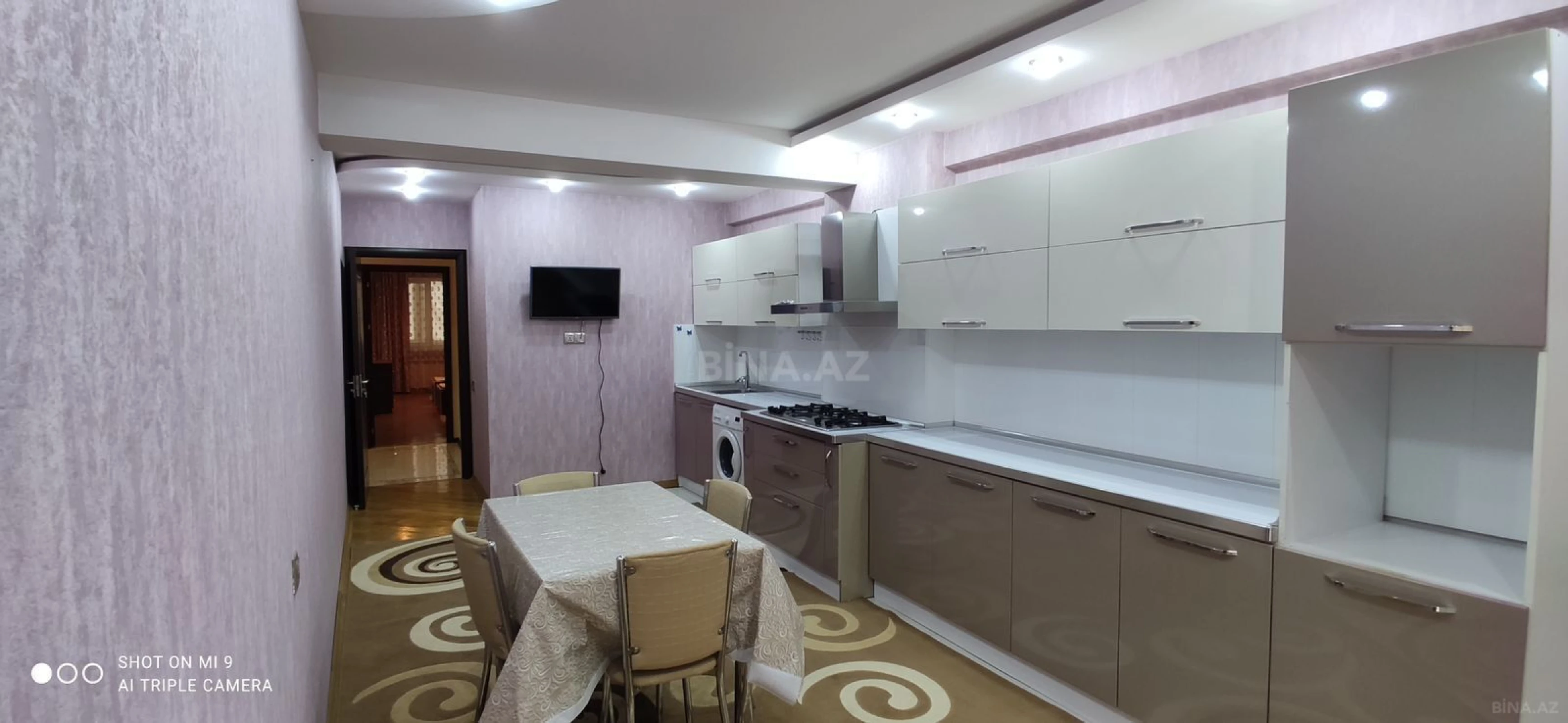 Kirayə verilir 3 otaqlı mənzil 150 m²