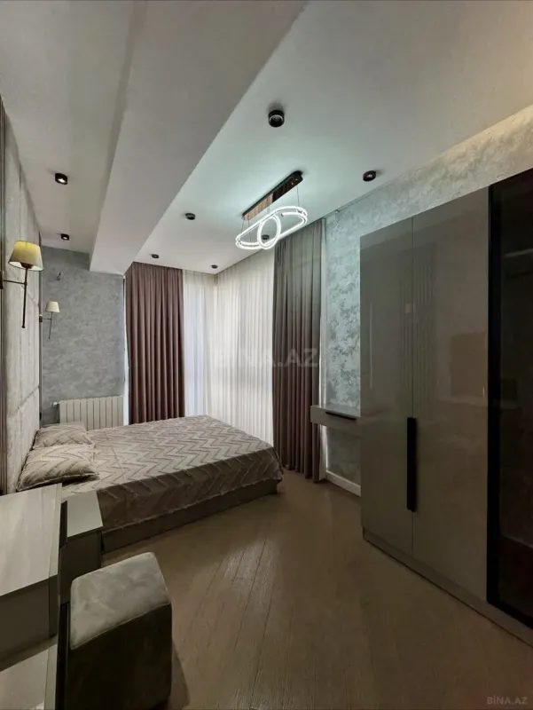 Satılır 3 otaqlı mənzil 114 m²