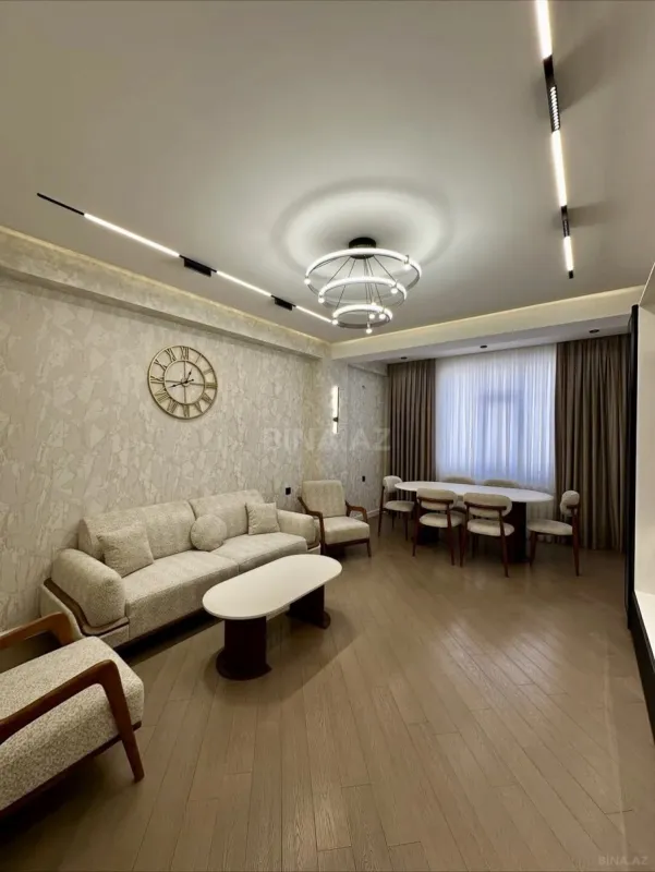 Satılır 3 otaqlı mənzil 114 m²