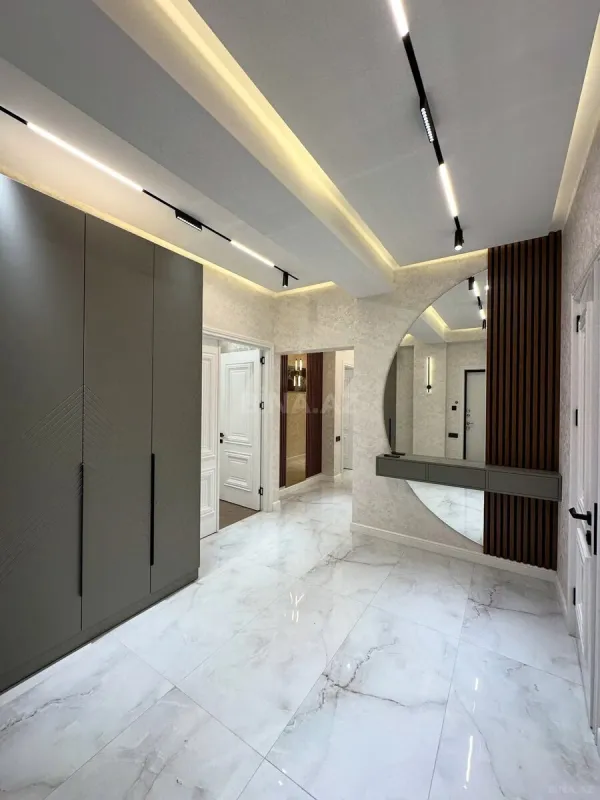 Satılır 3 otaqlı mənzil 114 m²