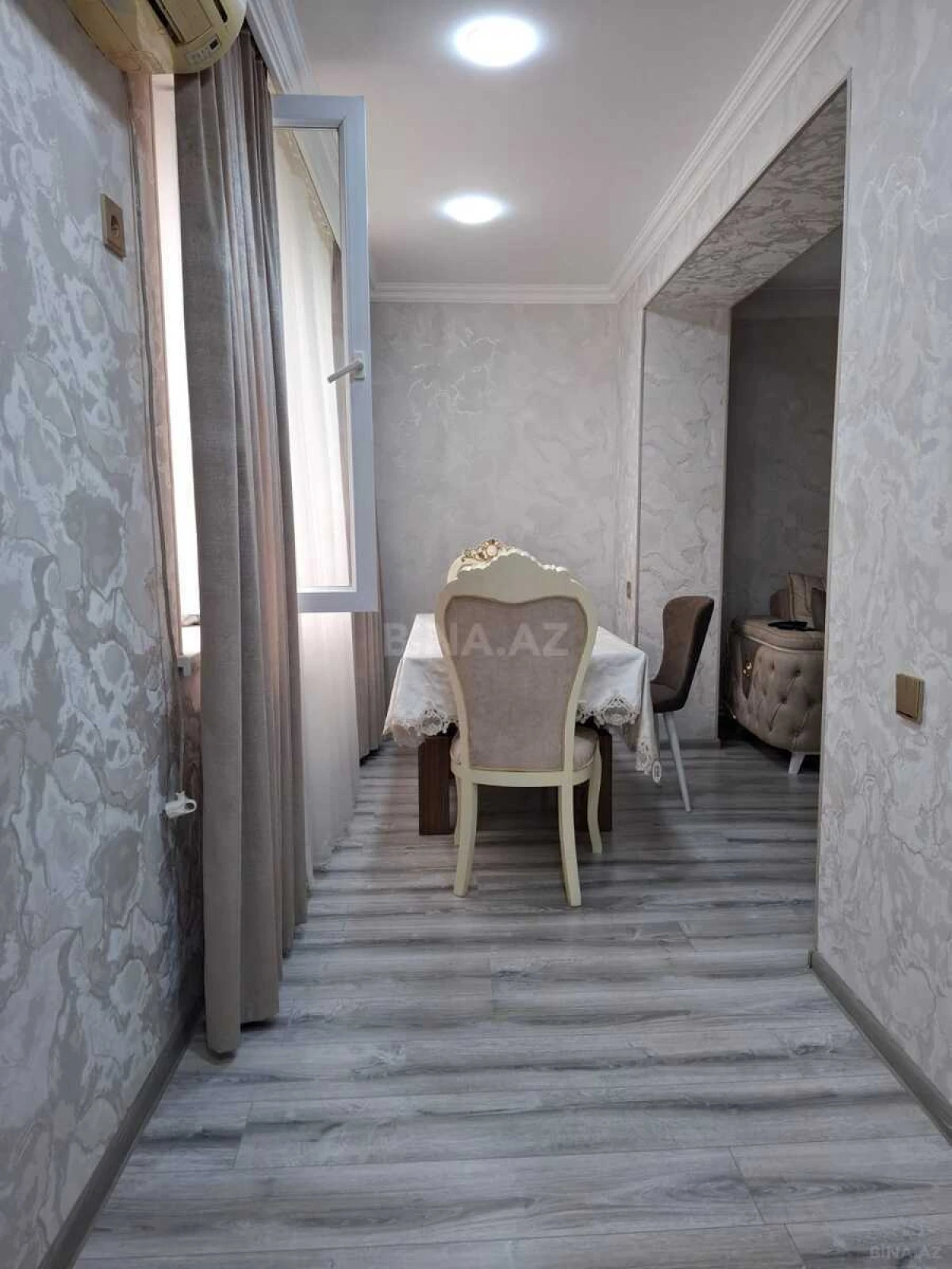 Satılır 3 otaqlı mənzil 90 m²