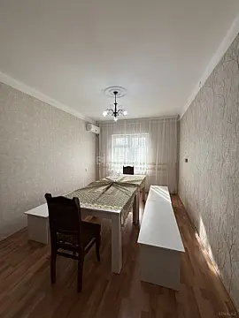 Satılır 5 otaqlı mənzil 120 m²
