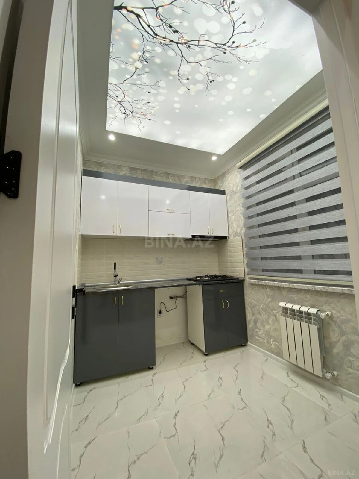 Satılır 2 otaqlı mənzil 57 m²