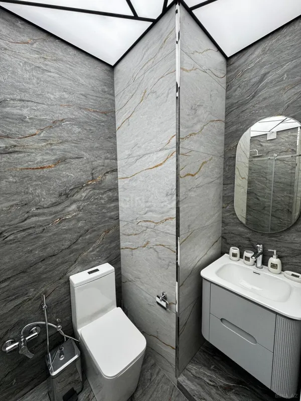 Kirayə verilir 2 otaqlı mənzil 65 m²