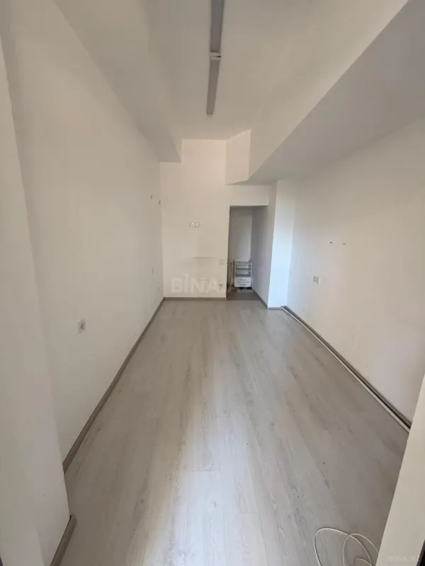 Kirayə verilir 1 otaqlı ofis 18 m²