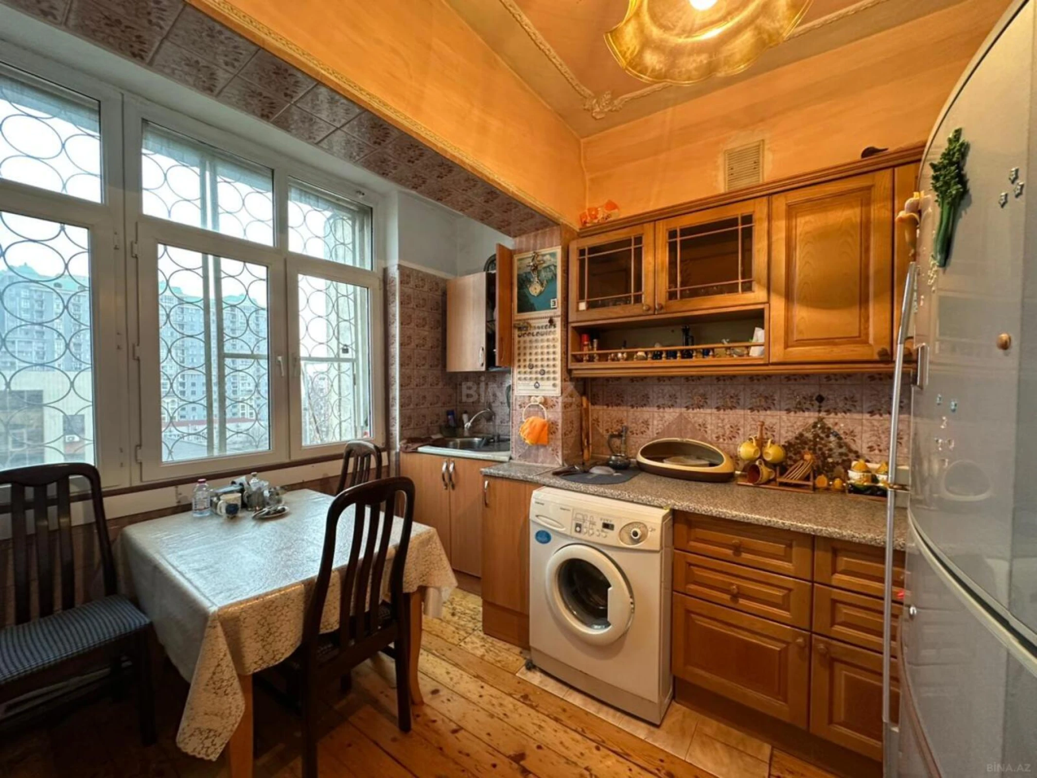 Satılır 4 otaqlı mənzil 90 m²