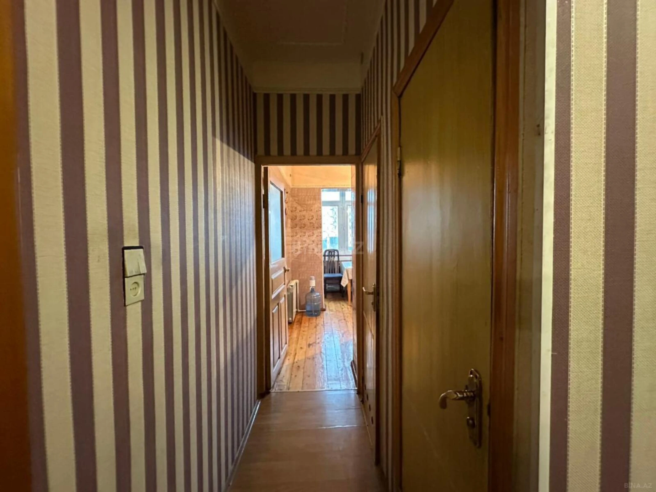 Satılır 4 otaqlı mənzil 90 m²
