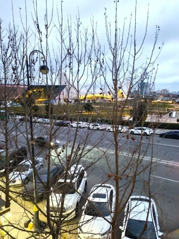 Satılır 3 otaqlı mənzil 90 m²